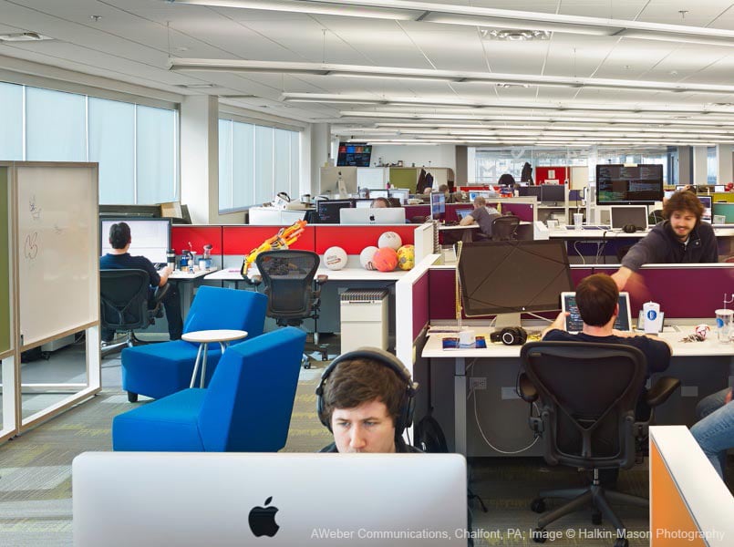 Open office with smart adaptive lighting